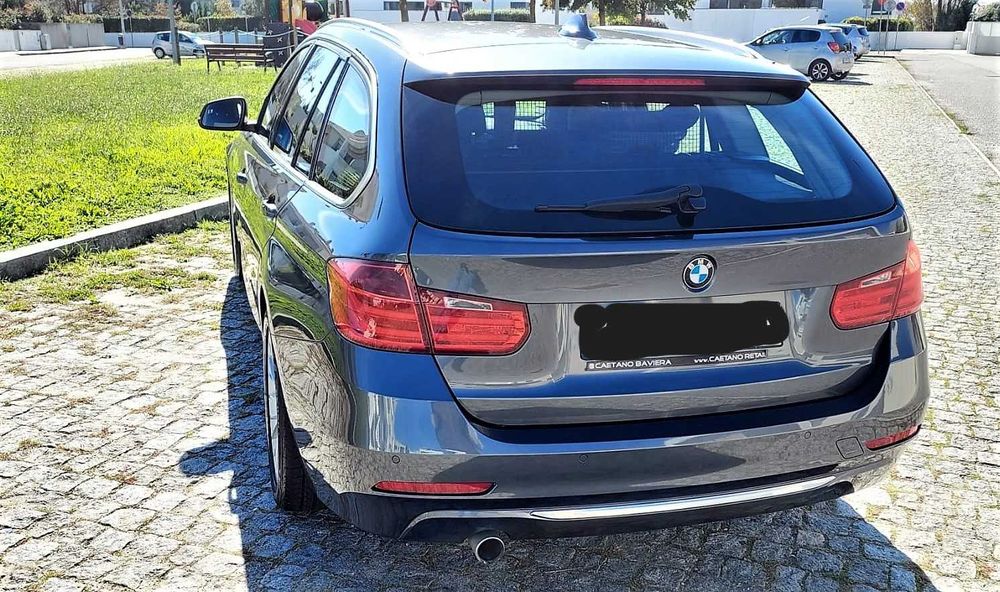 Carrinha BMW 318D Luxury Nacional