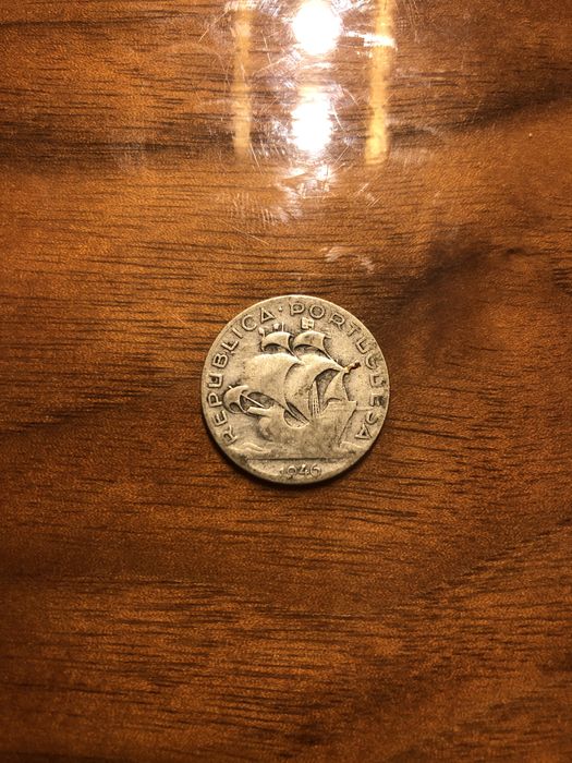 Moeda prata de 2,5 escudos. 1946.
