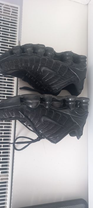 Buty Nike Shox  rozmiar 37.5