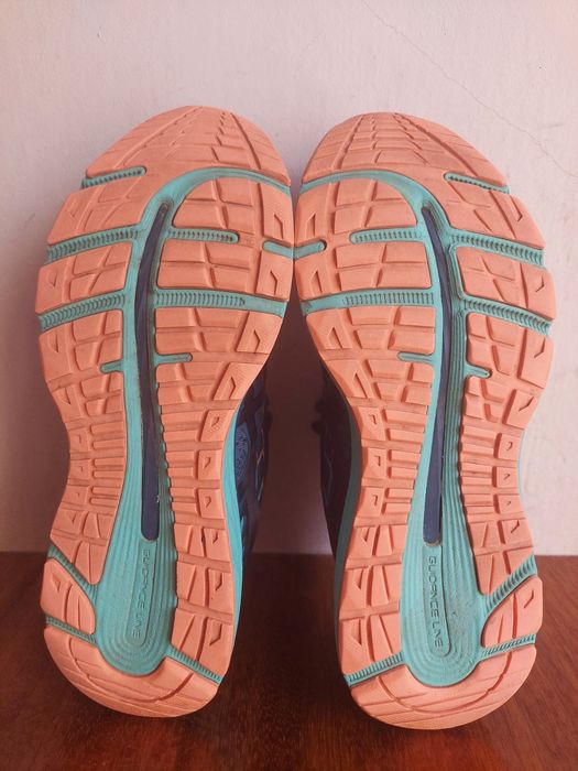 Кроссовки бігові фірми Asics GEL-CUMULUS 21 на GoreTex оригінал

65()/