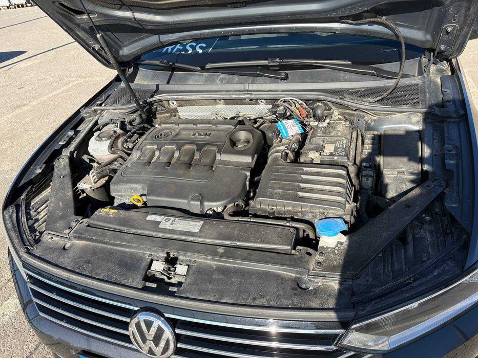 Volkswagen Passat 2019 дизель 2,0 автомат