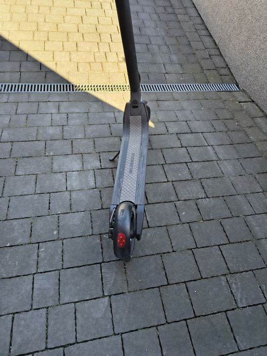 Sprzedam hulajnogę elektryczną Iguana