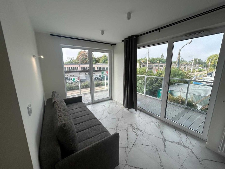 2 pokoje 1-osobowe w mieszkaniu 3-osobowym