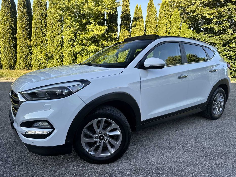 HYUNDAI TUCSON 1.7 CRDI FULL BiXenon LED Skóra Kamera Panorama Keyless