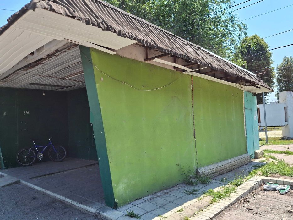 Аренда под кафе, магазин, круг 11 троллейбуса м. Вокзальная 8 мин.