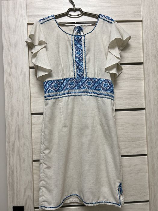 Вишита сукня, льон