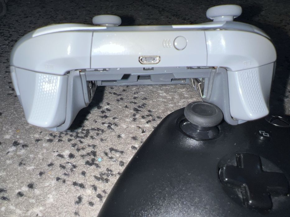 PAD / Kontroler / xbox one / series x / camo / biały / szary