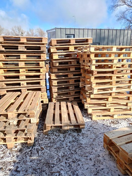 Продаж та Bикуп дерев'яних піддонів в м. Тростянець