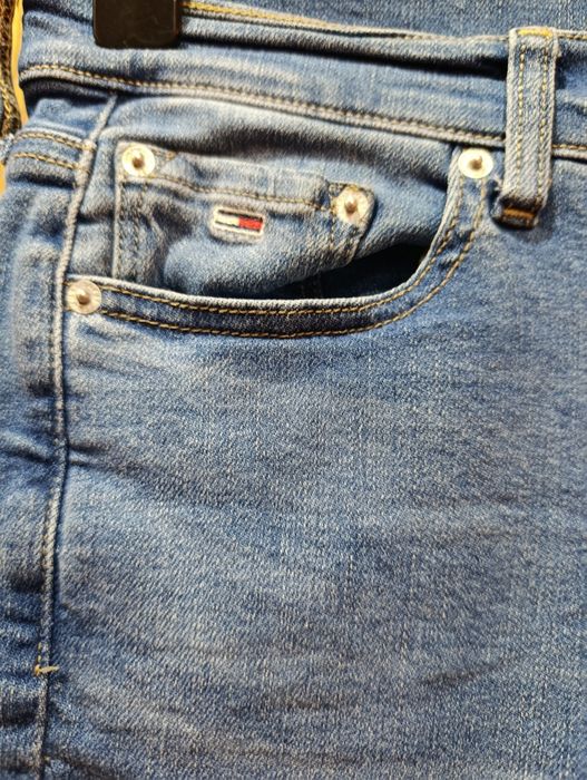Tommy Jeans Sylvia High Super Skinny w rozmiarze 31/30