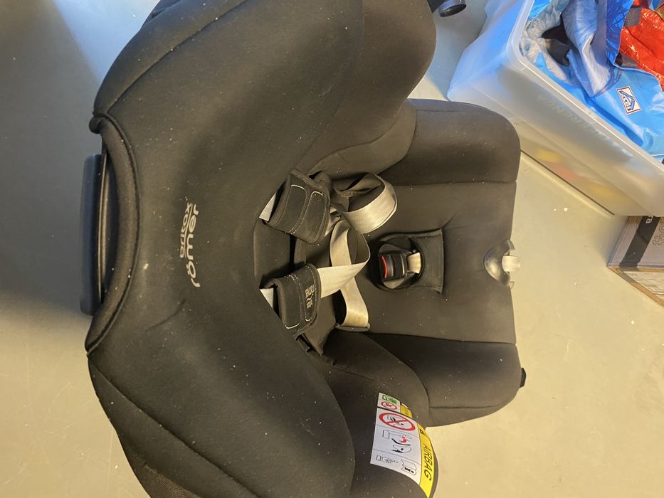 Britax Römer DUALFIX M i-SIZE 360°