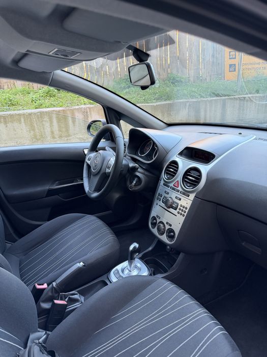 Opel Corsa 1.3D Автомат !