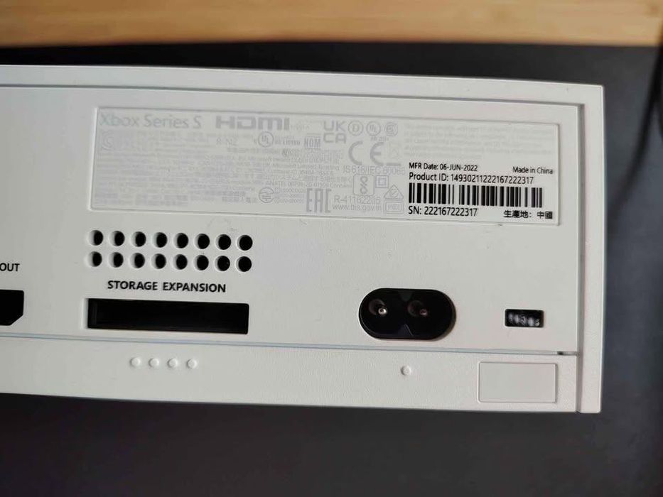 XBOX SERIES S Perfectly working. One controller