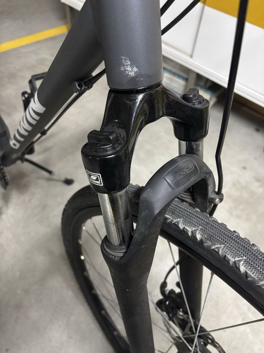 Bicicleta B’TWIN Riverside 500 Tamanho L - Como Nova