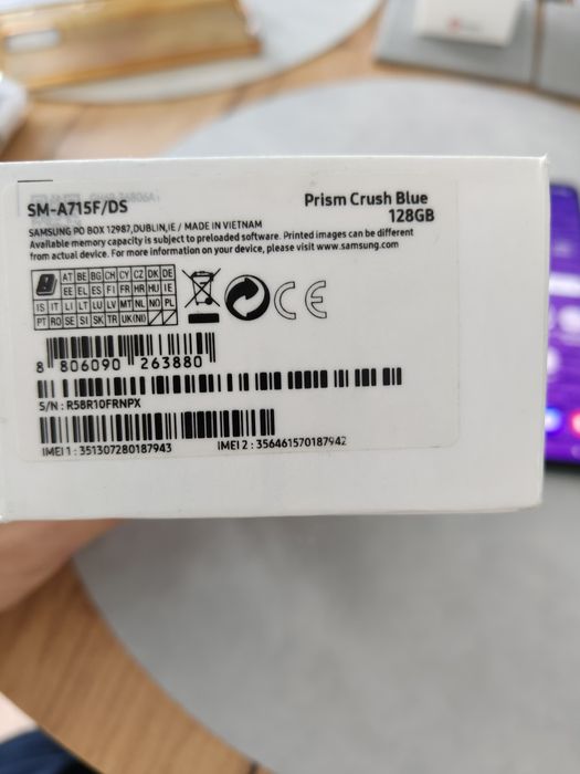 Samsung. A71.  .