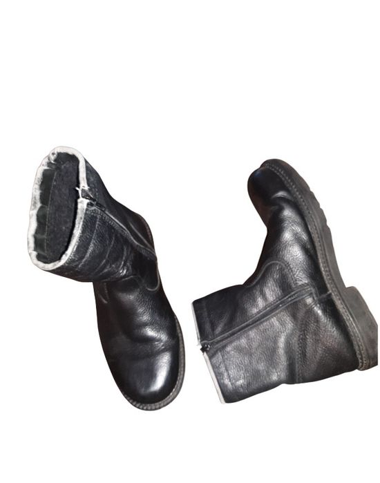 Чоловічі зимові шкіряні черевики (напівчоботи) 44-45 розмір