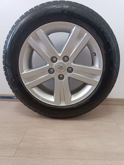 Автошини та диски