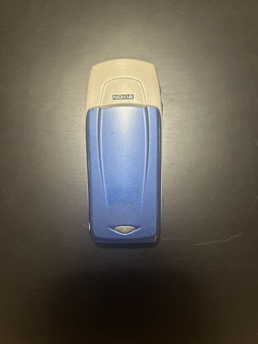 Nokia 6100 a funcionar