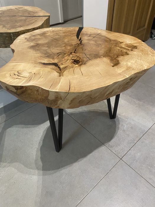 Stolik z plastra z żywicą-74/70cm