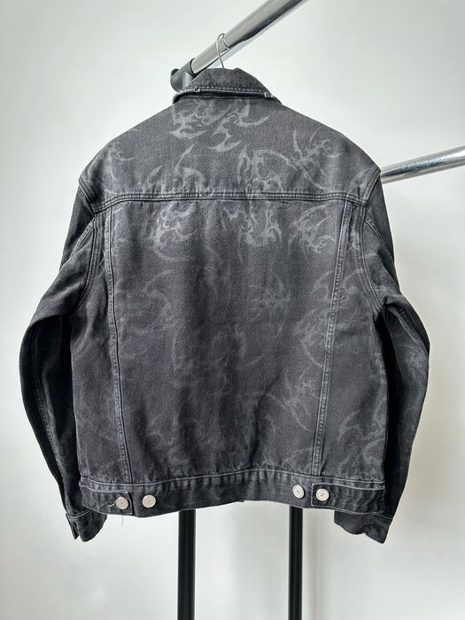 Оригінальна джинсова куртка тракер Han Kjobenhavn Laser Tribal Denim Jacket Black Washed