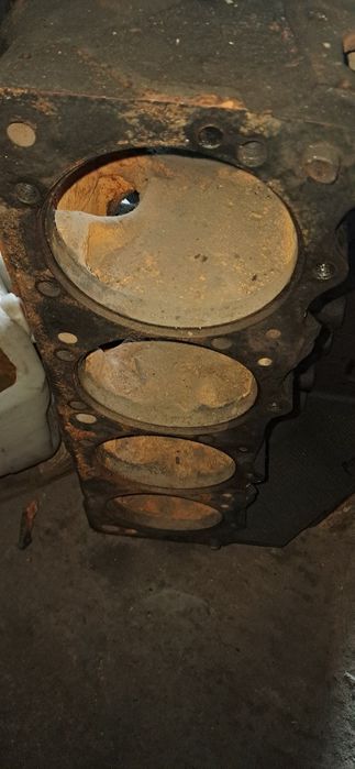 Мотор Зил блок коленвал гбц