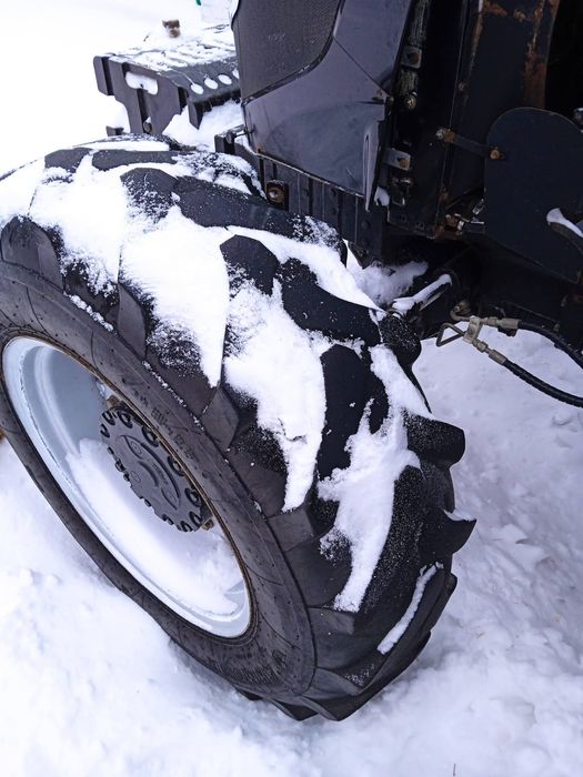 Трактор Lovol 1054