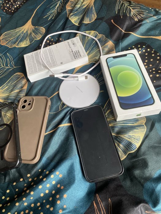 Iphone 12 dobry stan