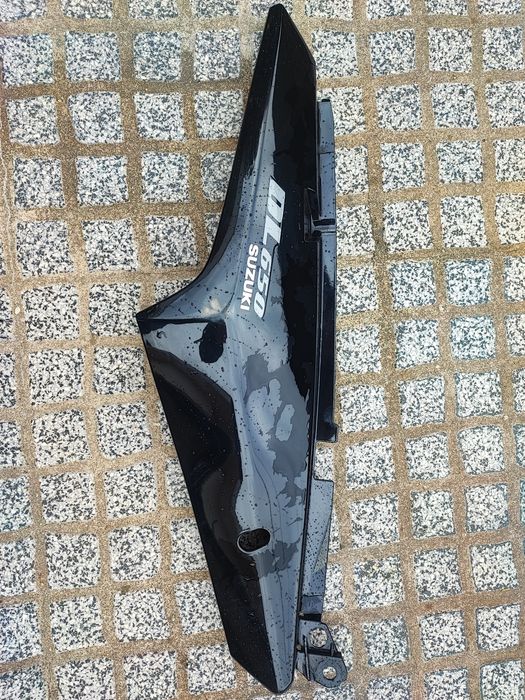 Painel Direito Traseiro para Suzuki V-Strom 650