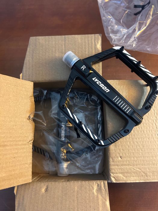 Pedais para bicicleta