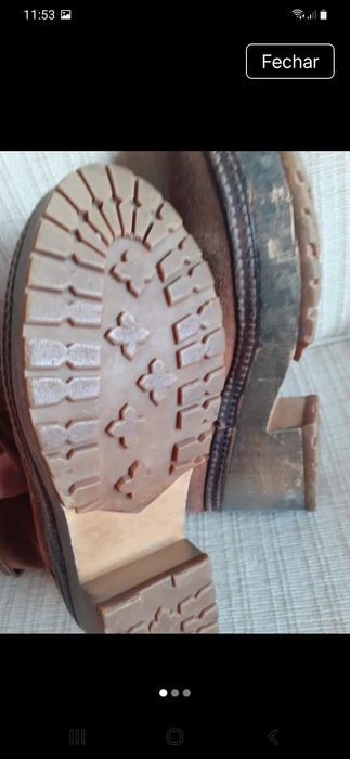 Botas cano médio marca Tapadas