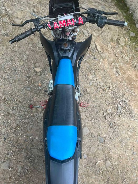 Продам мотоцикл 200кубів
