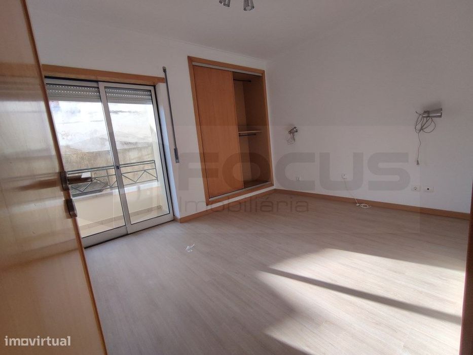 Apartamento T2 para arrendamento - Esgueira / Aveiro