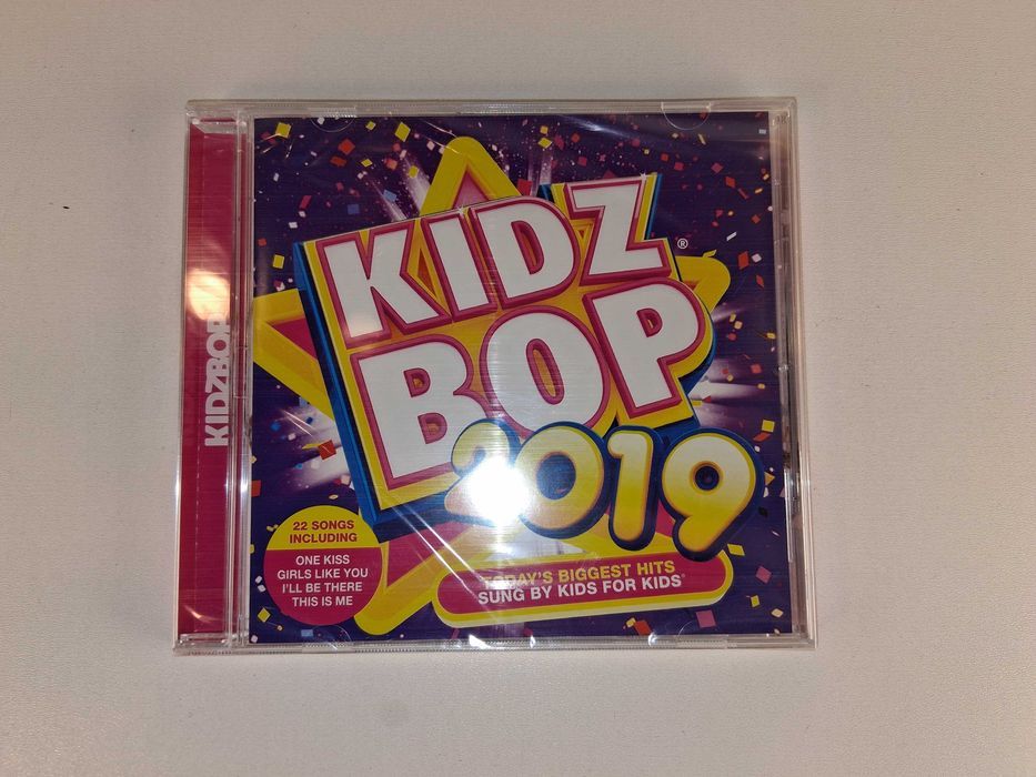 B079 Kidz Bop 2019 Płyta CD Nowy Oryginalny Komplet Zafoliowany