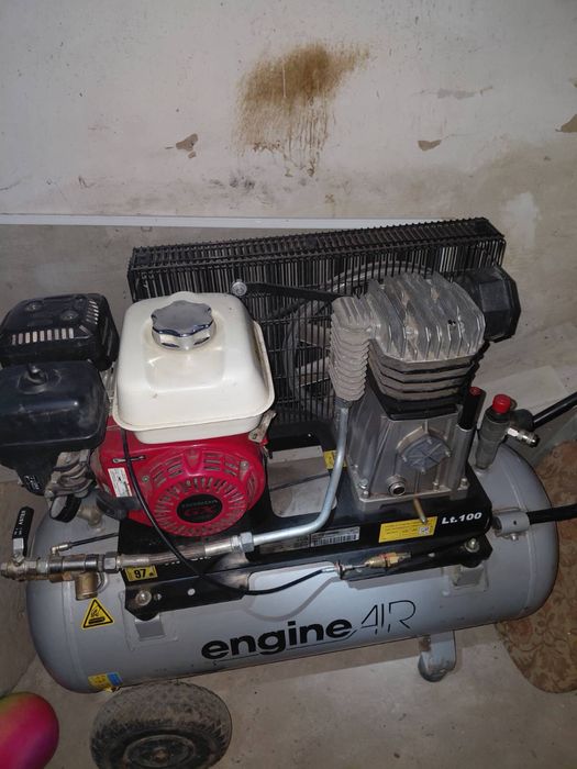 Компресор EngineAir AARIAC 100л з бензин двигуном honda gx160 5.5hp