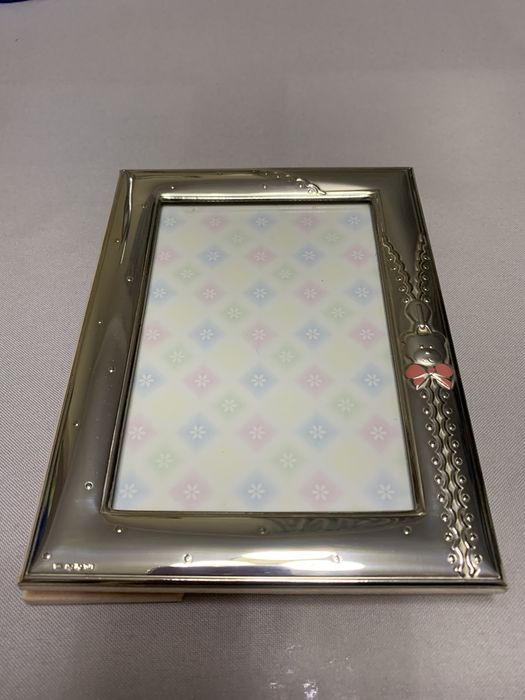 Moldura de criança para fotografia em prata porta fotos