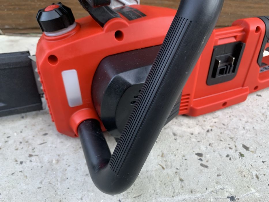 Потужна Акумуляторна ланцюгова пила Einhell GE-LC 36/35 Li-Solo