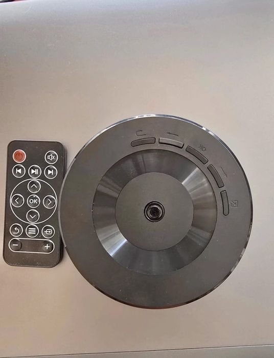 Mini Projetor Portátil com Comando – Ideal para Filmes e Apresentações