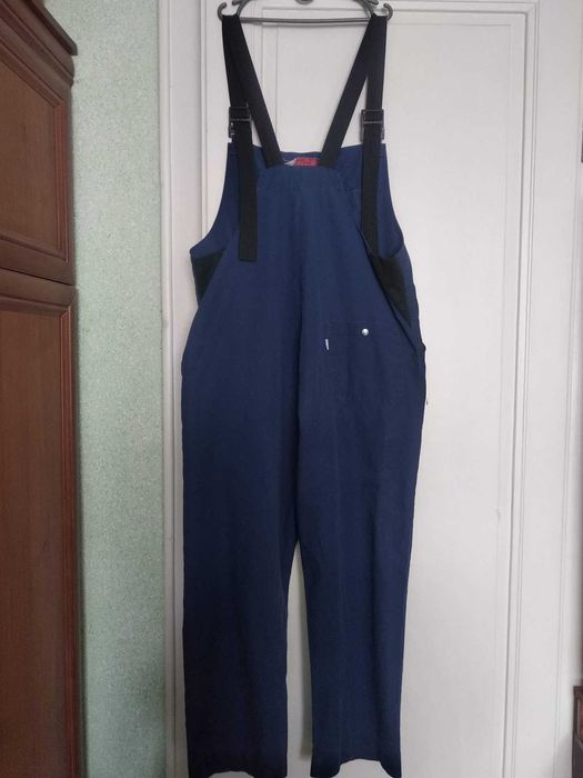 Рабочий комбинезон. Мужские рабочие брюки б/у