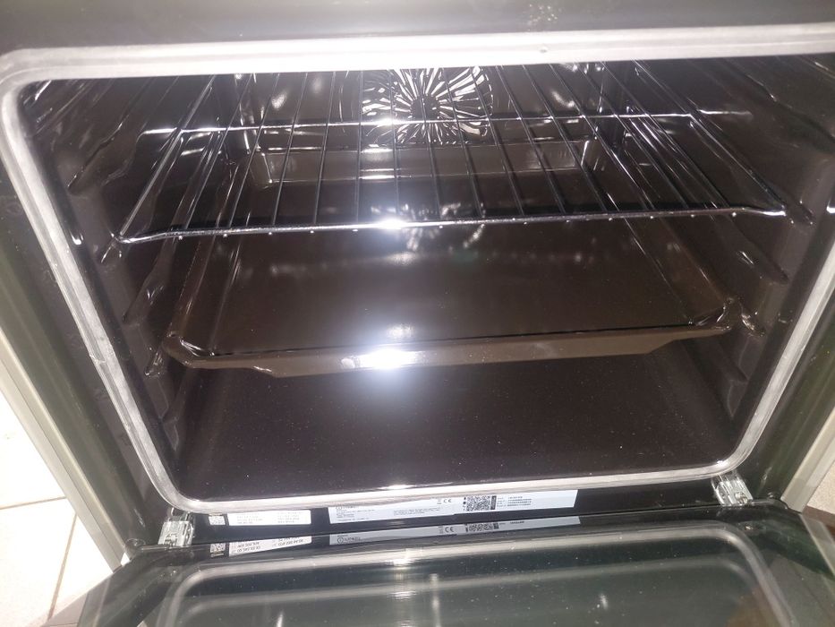 Fogão eléctrico Indesit Novo