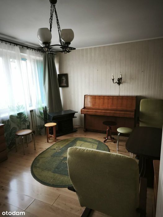 Przestronne 4-pokojowe mieszkanie z balkonem