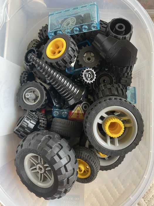 LEGO varias peças
