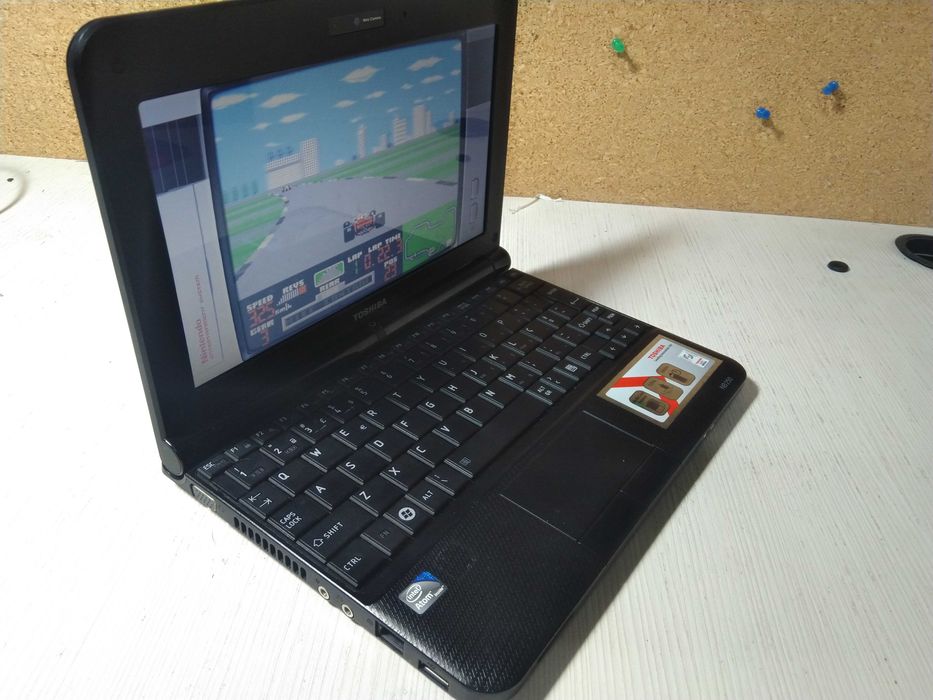 Portatil Toshiba NB-250, Com centas de Jogos Classicos