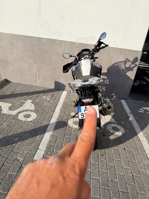 Vendo moto BMW GS 310