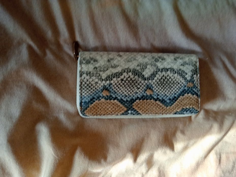 Кошелек из натуральной кожи, змея.