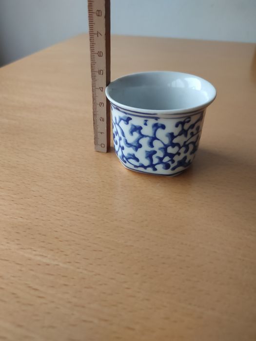 Conjunto de peças em cerâmica chinesa.