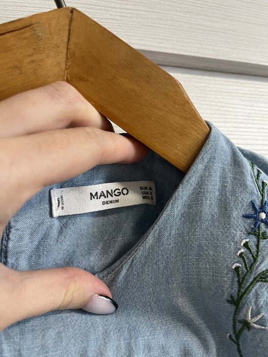 Джинсова сукня з візерунками Mango