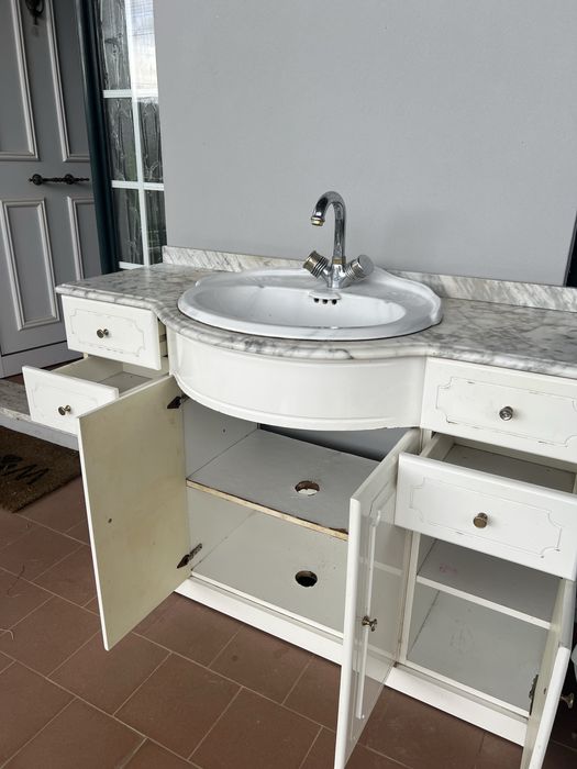 Movel com pia + oferta de bidé