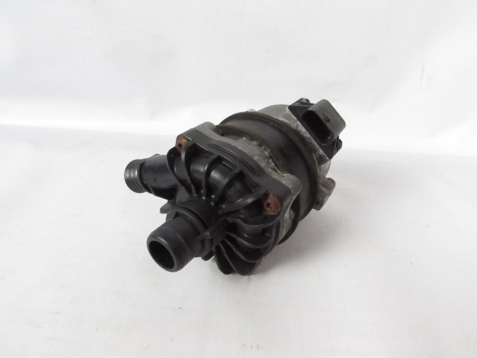 Bomba De Água Suplementar Bmw 5 Ref: 11517587374