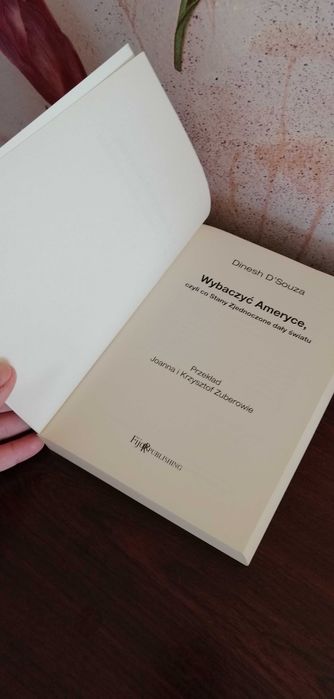 NOWA książka: "Wybaczyć Ameryce"