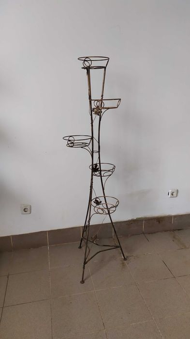 Підставка для вазонків