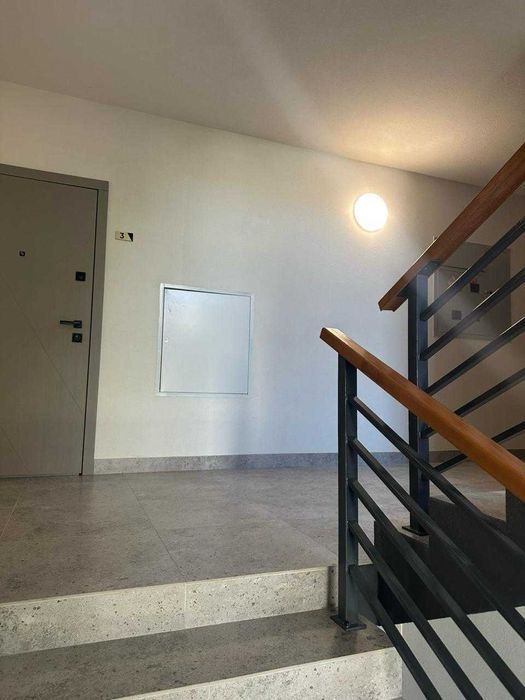 Продається 1-но кімнатна квартира  у клубному будинку - 52 м².  Єоселя